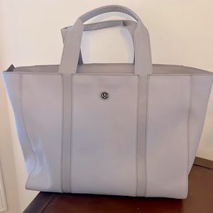Large sturdy grey lululemon tote.